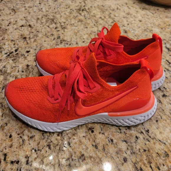 Mens Nike EPIC React sz 5 - Picture 2 of 8